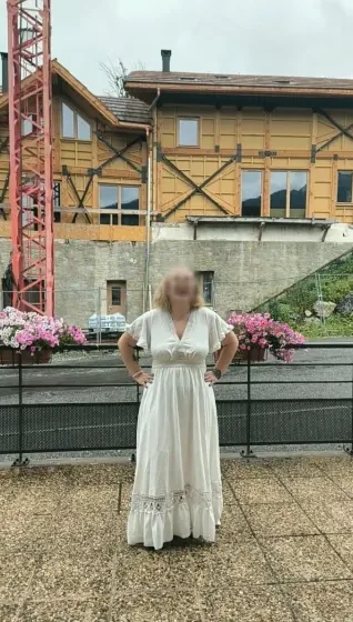 Alexandra, 28 anni