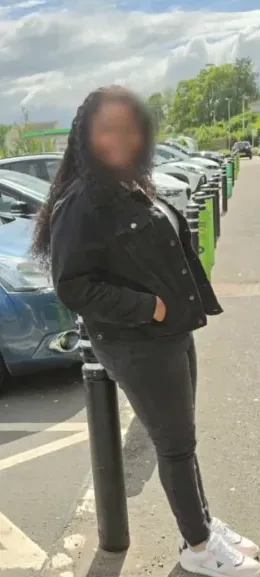 Rossella, 33 anni