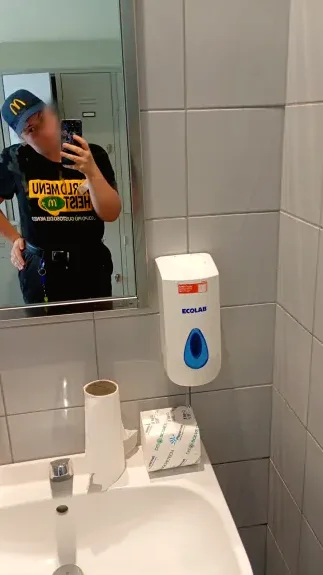 Stefania, 24 anni